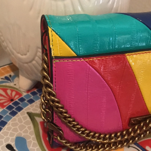 KURT GEIGER LONDON Kensington Multi Color Stripe Chain Wallet - Picture 9 of 13